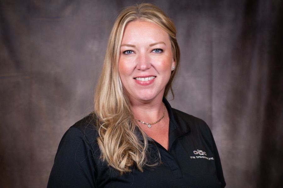 Employee Headshot (4) Employee headshot (4)