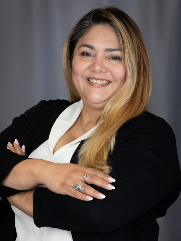 Copy of Employee Headshot (1036 x 1600 px) (600 x 800 px)